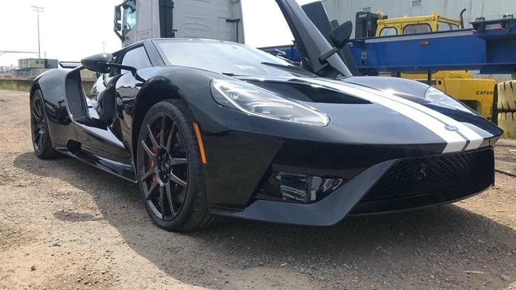 Siêu xe Ford GT thứ 3 âm thầm xuất hiện tại Việt Nam