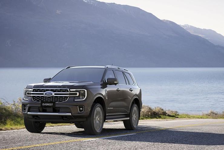 Ford Everest có thêm phiên bản mới tại thị trường Việt Nam