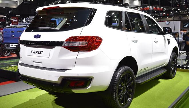 Ford Everest Sport 2020 chính thức ra mắt, giá từ 991 triệu đồng